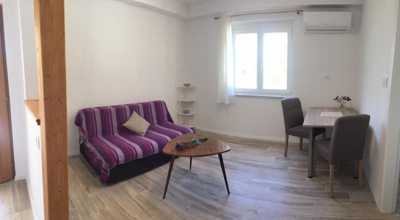 Apartment Lucia Cres